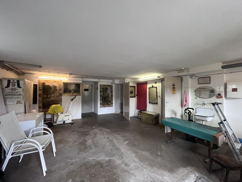 Schönes Einfamilienhaus mit Gartenparadies / / 2393 Sparbach / Bild 15