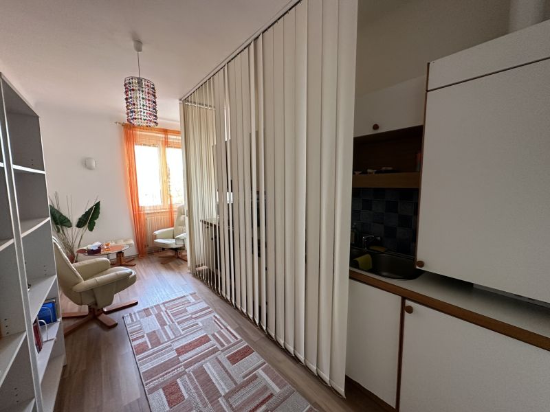 2,5-Zimmer Wohnung im 3. Stock mit Lift in zentraler Lage! WG-geeignet! /  / 1120 Wien / Bild 3