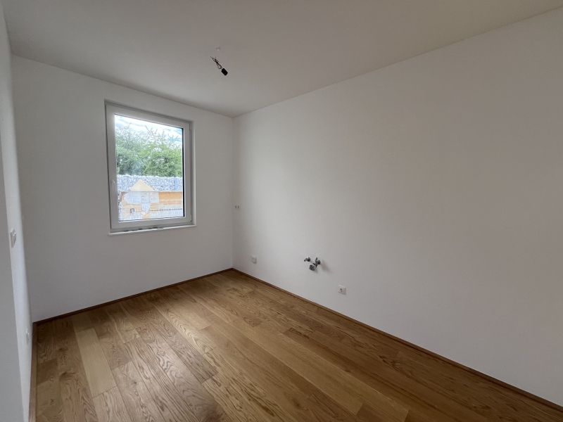 ERSTBEZUG - Zinshaus mit 4 Einheiten! /  / 2523 Tattendorf / Bild 4
