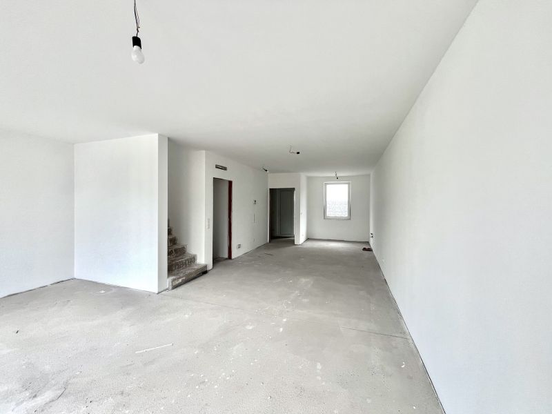 4 Zimmer  mit Keller, Garten und  2 Stellpltzen! /  / 2523 Tattendorf / Bild 9
