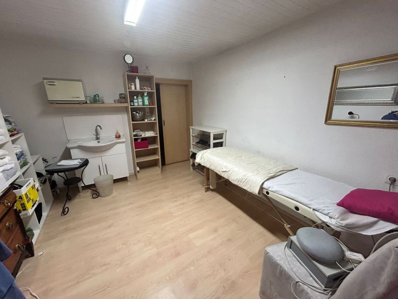 Traumhafter Bungalow  mit zwei Wohneinheiten /  / 2353 Guntramsdorf / Bild 7