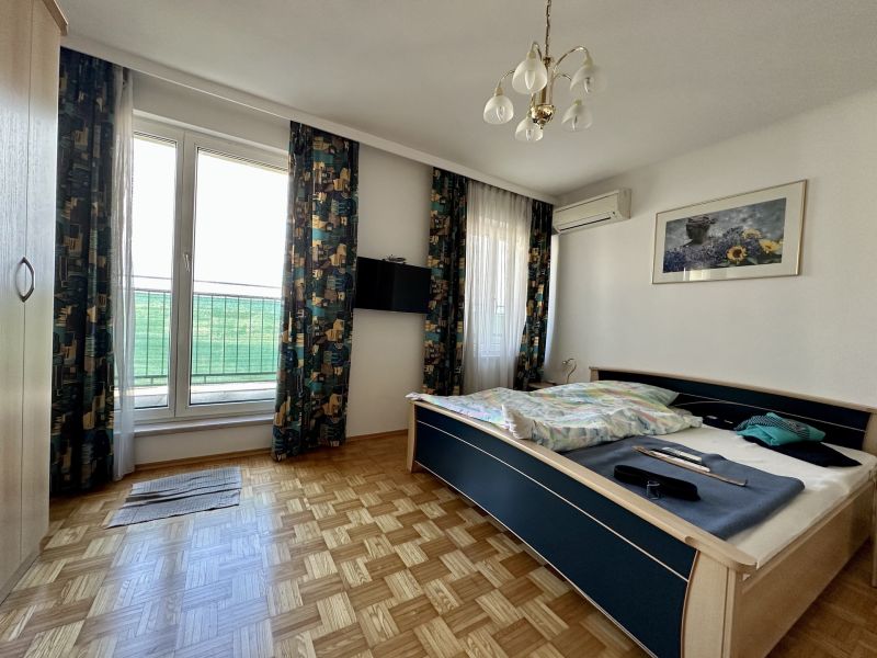 Grozgige Wohnung mit Balkon und perfekter Infrastruktur