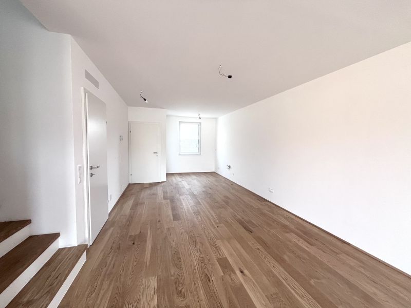 4 Zimmer-Haus plus Keller, Garten und  2 Stellpltzen! /  / 2523 Tattendorf / Bild 5