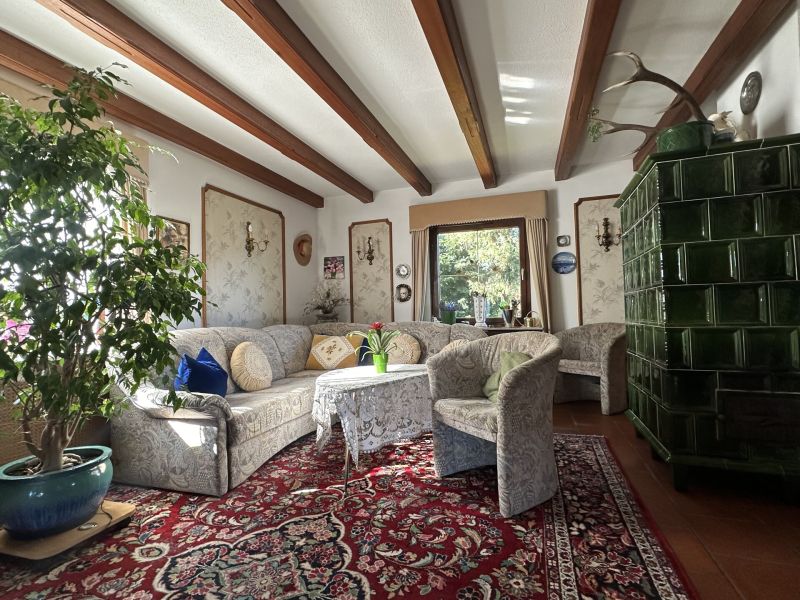 Charmantes Einfamilienhaus mit idyllischem Garten /  / 2264 Jedenspeigen / Bild 1