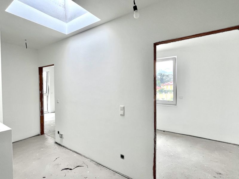 4 Zimmer  mit Keller, Garten und  2 Stellpltzen! /  / 2523 Tattendorf / Bild 4