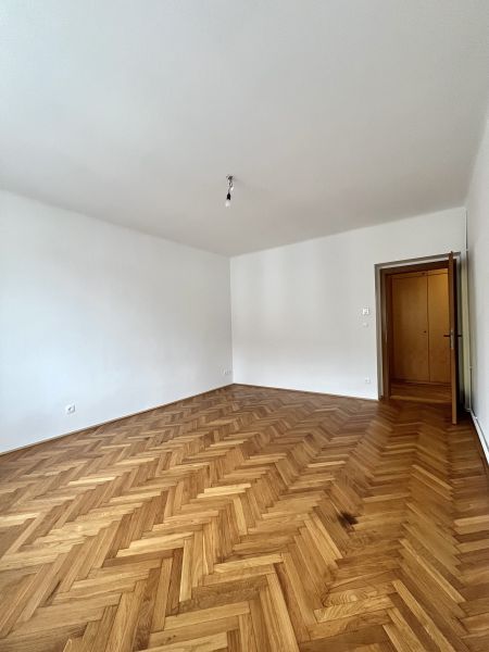 TOPLAGE, TOPZUSTAND, 1,2,3 GO...Digitales Bieterverfahren!!! /  / 2500 Baden / Bild 9