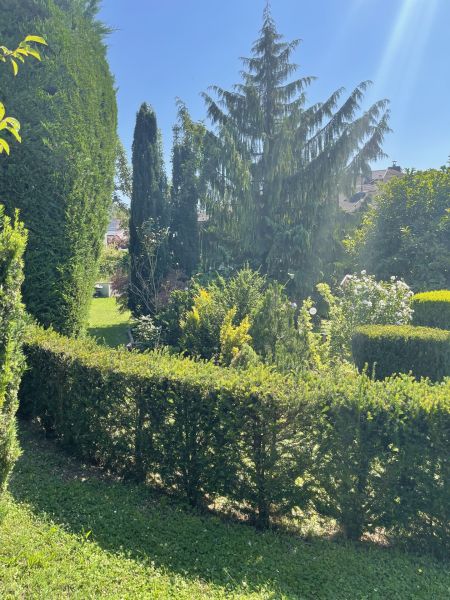 Viel Platz und ein wunderschner Garten, alles was man bentigt um sich wohl zu fhlen. /  / 2630 Ternitz / Pottschach / Bild 2