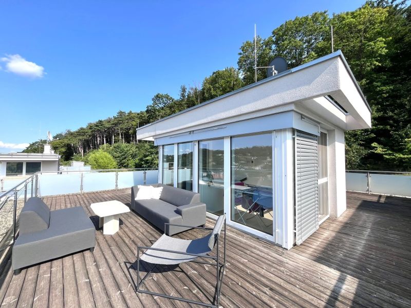 Luxurises Dachgescho-Paradies in Hinterbrhl, 130m Garten und 100m Dachterasse