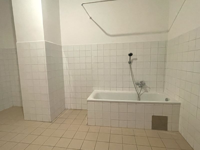 Helle 3-Zimmer-Wohnung mit 102 m² / / 2434 Götzendorf an der Leitha / Bild 3
