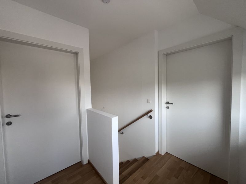 Erstbezug !! Traumhafte Doppelhaush�lfte , Wohnkeller  mit Garten und 2 Stellpl�tzen! /  / 2353&nbsp;Guntramsdorf / Bild 13