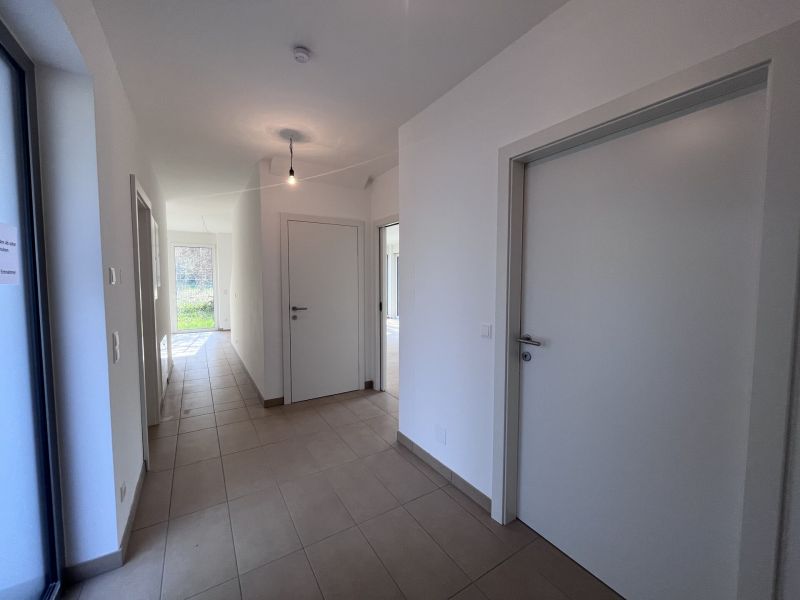 Erstbezug !!! Traumhafte Doppelhaush�lfte -  mit 5 Zimmern, Garten, Wohnkeller und Stellpl�tzen! /  / 2353&nbsp;Guntramsdorf / Bild 1