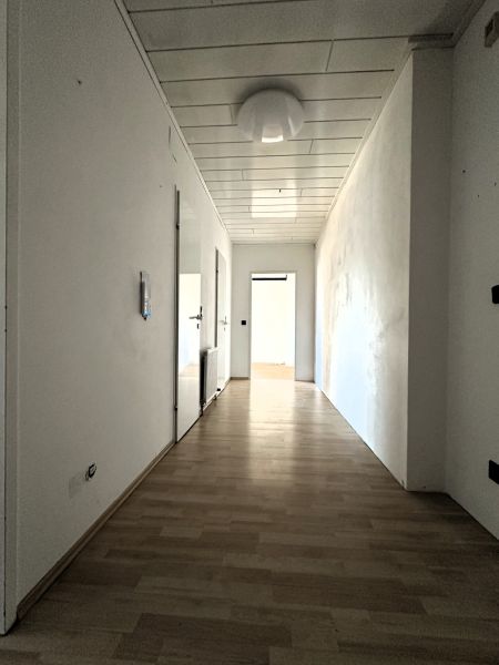 3 Zimmer Wohnung mit Balkon & Parkplatz / / 2500 Baden / Bild 9