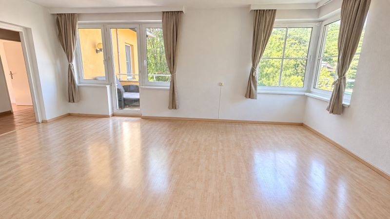 3 Zimmer Wohnung mit Terrasse und Stellplatz! / / 2500 Baden / Bild 2