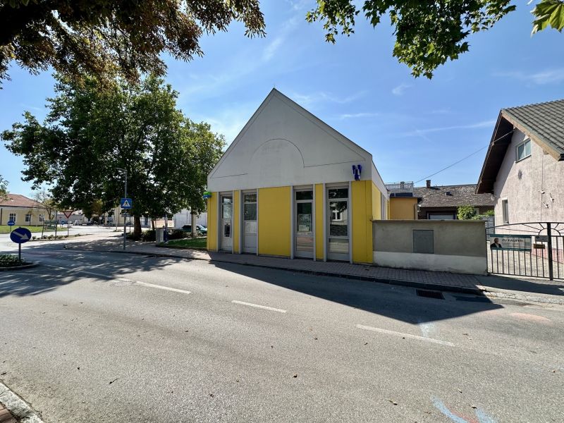 Kaufen Sie sich Ihre eigene Bankfiliale! Auch zur Privatnutzung. / / 2513 Möllersdorf / Bild 2