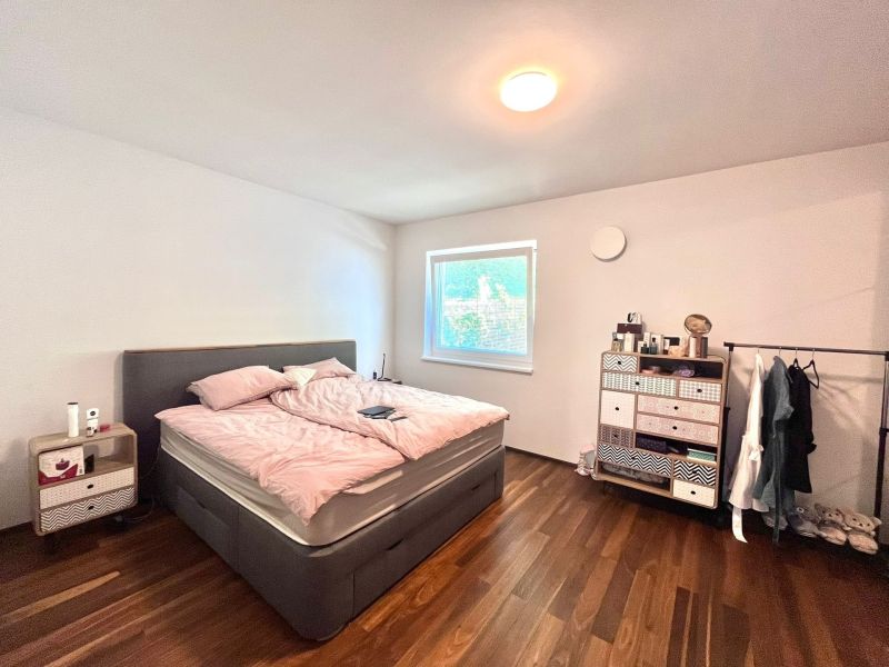 Luxurises Dachgescho-Paradies in Hinterbrhl, 130m Garten und 100m Dachterasse /  / 2371 Hinterbrhl / Bild 11