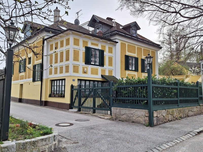 1750 erbaute Villa - MÄRCHENHAFTES LEBENSGEFÜHL / / 2551 Enzesfeld-Lindabrunn / Bild 9