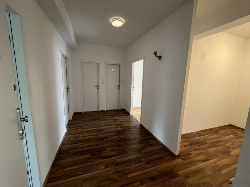 Ruhige Innenhoflage mit 90 m2 /  / 2500&nbsp;Baden / Bild 2