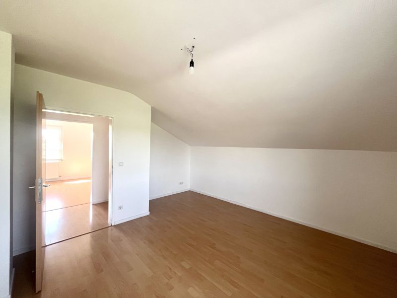 Dachgeschoßwohnung mit 200 m2 Garten / / 2512 Tribuswinkel / Bild 7