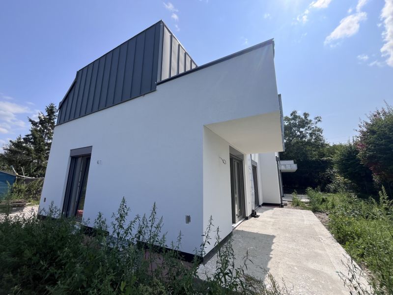 Traumhafte Doppelhaushlfte in Guntramsdorf: Erstbezug mit Garten und 2 Stellpltzen! /  / 2353 Guntramsdorf / Bild 2