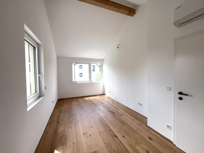 Erstbezug - Einfamilienhaus / / 2522 Oberwaltersdorf / Bild 0
