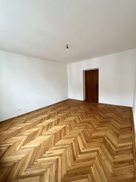 TOPLAGE, TOPZUSTAND, 1,2,3 GO...Digitales Bieterverfahren!!! /  / 2500 Baden / Bild 3