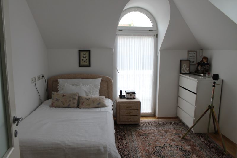 Einfamilienhaus mit Pool, Weinkeller, Sauna und Co.! /  / 2345 Brunn am Gebirge / Bild 9