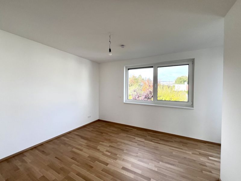 Traumhafte Doppelhaushälfte in Guntramsdorf: Erstbezug mit Garten und 2 Stellplätzen! /  / 2353 Guntramsdorf / Bild 7