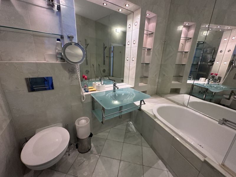 Tolle 3 Zimmer Dachgeschosswohnung mit Blick ber Wien! /  / 1040 Wien / Bild 11