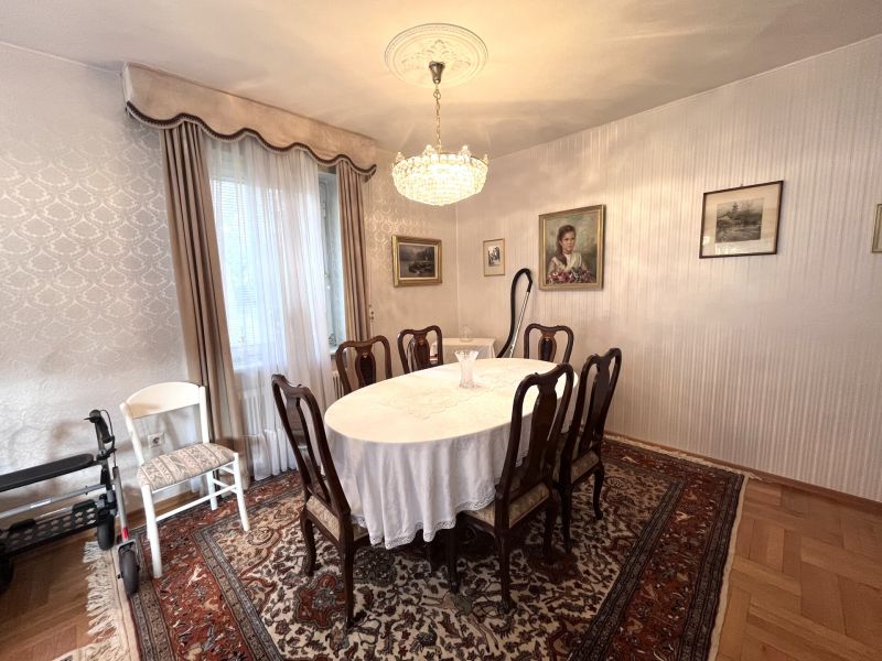 Schönes Einfamilienhaus mit Gartenparadies / / 2393 Sparbach / Bild 1