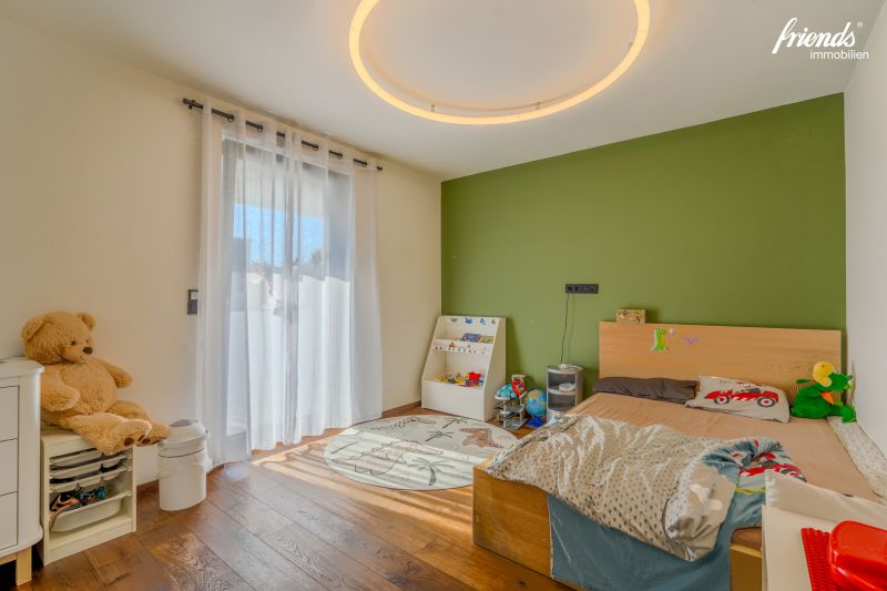 Moderne Traumvilla mit wunderschnem Weitblick /  / 2372 Giehbl / Bild 9