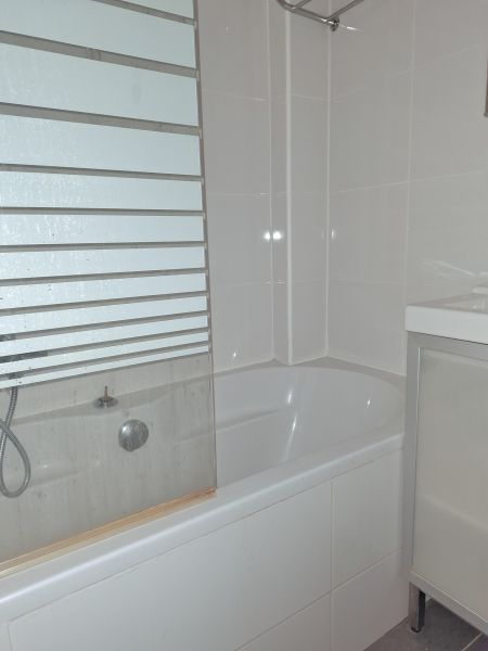 SUPER LAGE !! Renovierungsbedürftige 3-Zimmer Wohnung / / 2344 Maria Enzersdorf / Bild 9