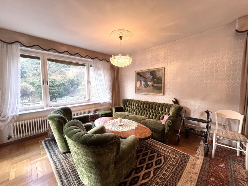 Schönes Einfamilienhaus mit Gartenparadies / / 2393 Sparbach / Bild 2