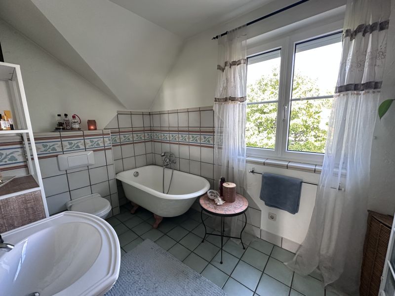 Eckreihenhaus mit uneinsichtigem Garten, Pool und zwei Stellpltzen! /  / 2542 Kottingbrunn / Bild 9