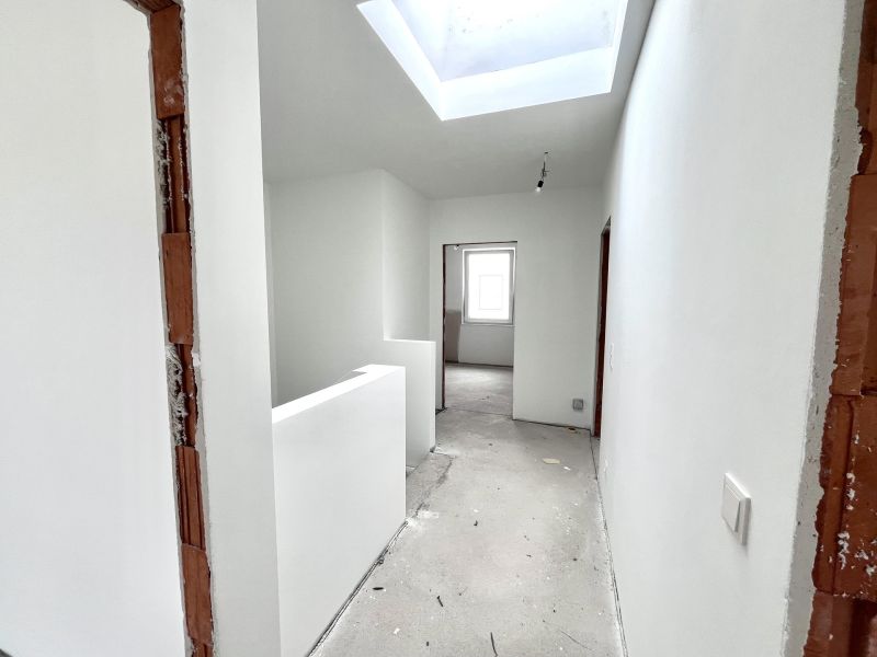 4 Zimmer  mit Keller, Garten und  2 Stellpltzen! /  / 2523 Tattendorf / Bild 9