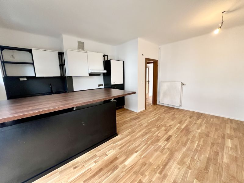 TOPLAGE, TOPZUSTAND, 1,2,3 GO...Digitales Bieterverfahren!!! /  / 2500 Baden / Bild 2