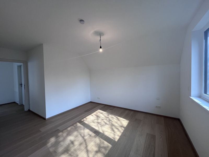 Erstbezug !!! Traumhafte Doppelhaush�lfte -  mit 5 Zimmern, Garten, Wohnkeller und Stellpl�tzen! /  / 2353&nbsp;Guntramsdorf / Bild 12