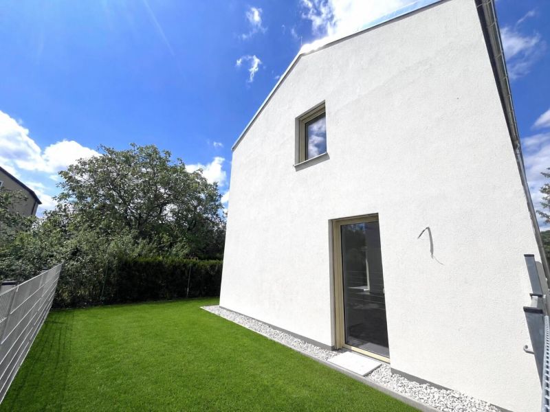 Erstbezug - Einfamilienhaus / / 2522 Oberwaltersdorf / Bild 1
