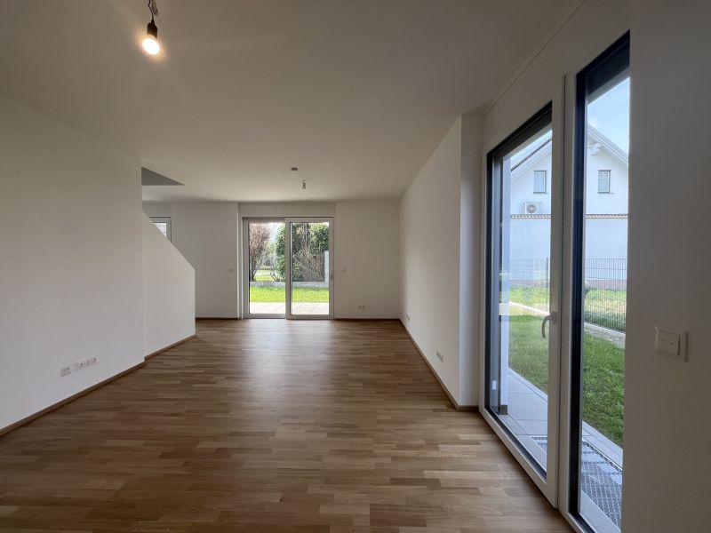 Erstbezug !! Traumhafte Doppelhaush�lfte , Wohnkeller  mit Garten und 2 Stellpl�tzen! /  / 2353&nbsp;Guntramsdorf / Bild 5