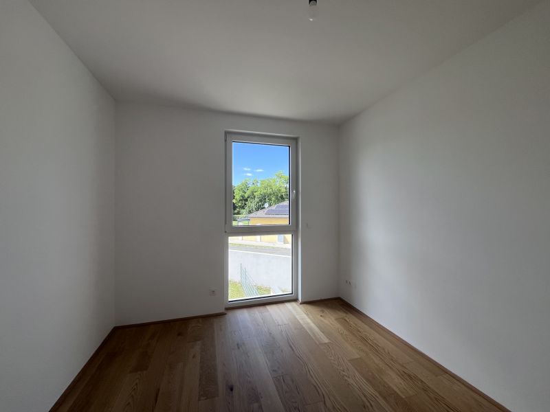 Reihenhaus mit Keller, Garten und je 2 Stellpltzen! /  / 2523 Tattendorf / Bild 0