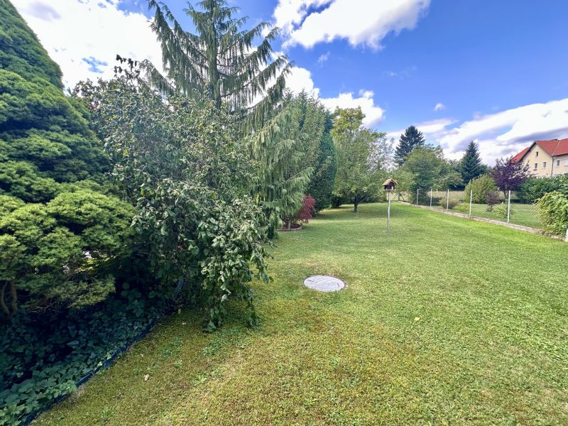 Viel Platz und ein wunderschner Garten, alles was man bentigt um sich wohl zu fhlen. /  / 2630 Ternitz / Pottschach / Bild 10