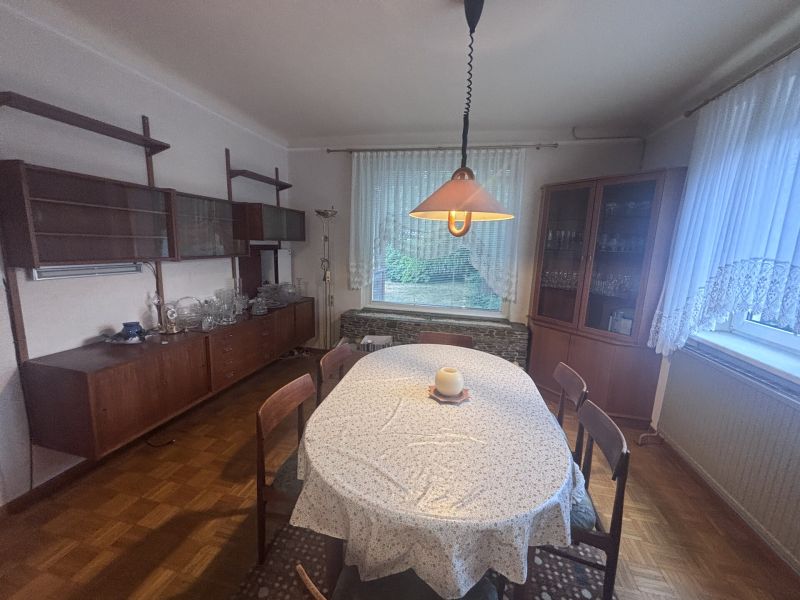 Charmantes Einfamilienhaus mit gro�em Grundst�ck und viel Potenzial /  / 2551&nbsp;Enzesfeld-Lindabrunn / Bild 9