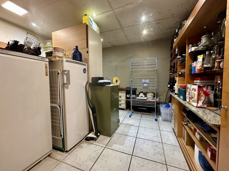 Wunderschönes Einfamilienhaus mit Geschäftslokal / / 2513 Möllersdorf / Bild 1