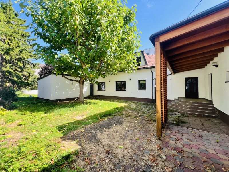 Mehrfamilienhaus mit Garten /  / 2522 Oberwaltersdorf / Bild 1