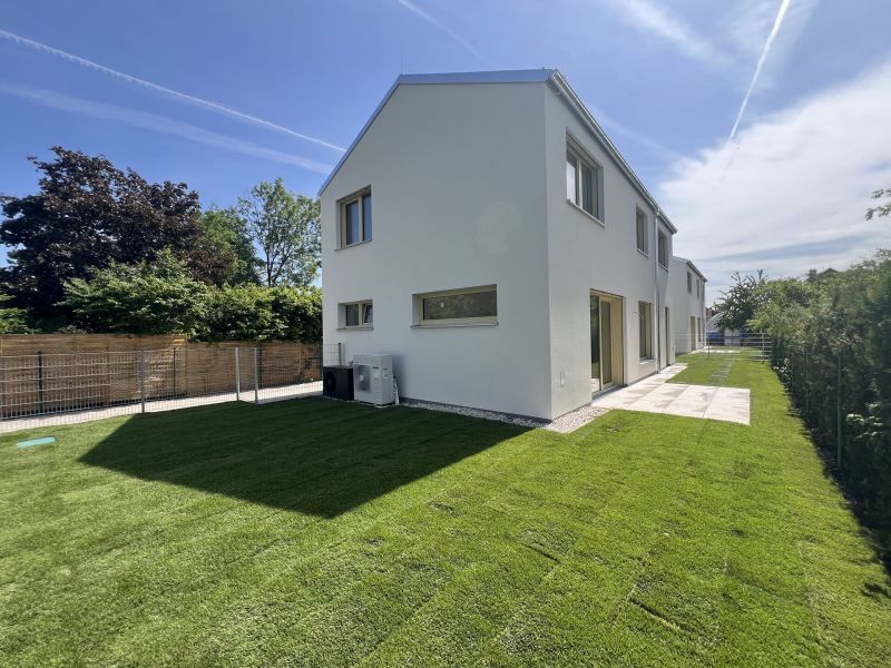 4 MODERNE ZIEGELMASSIV?HÄUSER ? ERSTBEZUG / / 2522 Oberwaltersdorf / Bild 2