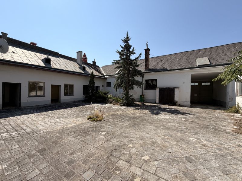 Winzerhof im Zentrum von Gumpoldskirchen /  / 2352&nbsp;Gumpoldskirchen / Bild 2