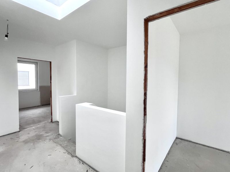 4 Zimmer  mit Keller, Garten und  2 Stellpltzen! /  / 2523 Tattendorf / Bild 7