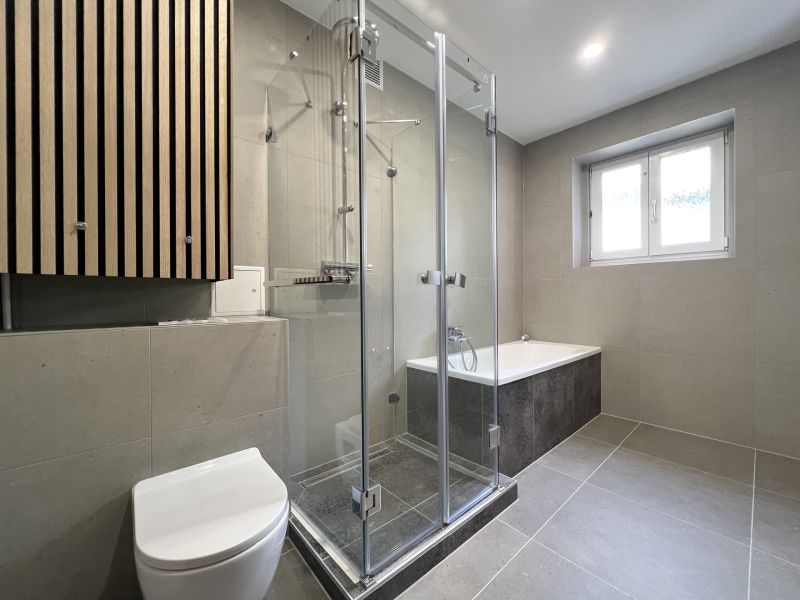 TOPLAGE, TOPZUSTAND, 1,2,3 GO...Digitales Bieterverfahren!!! /  / 2500 Baden / Bild 11
