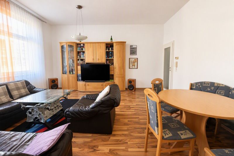 Altbauwohnung nahe WU & Prater | 2 Zimmer | Schrankraum | Perfekt für Studenten & Eigennutzer / / 1020 Wien, Leopoldstadt / Wien 2., / Bild 4