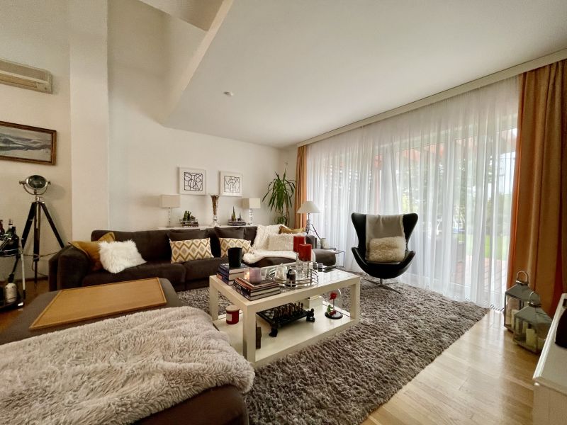 Einfamilienhaus mit Pool, Weinkeller, Sauna und Co.! /  / 2345 Brunn am Gebirge / Bild 10
