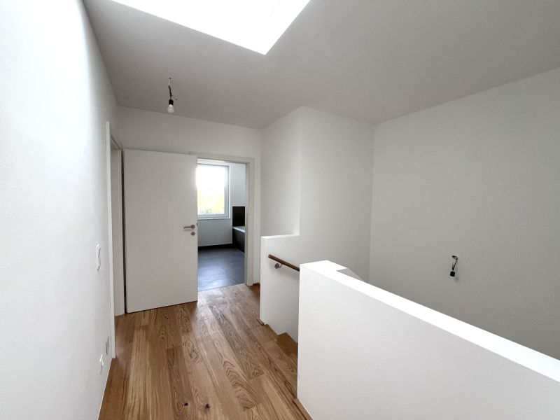 Reihenhaus mit Keller, Garten und je 2 Stellpltzen! /  / 2523 Tattendorf / Bild 12